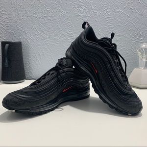 Nike Air Max 97 “Black/University Red” negotiable*
